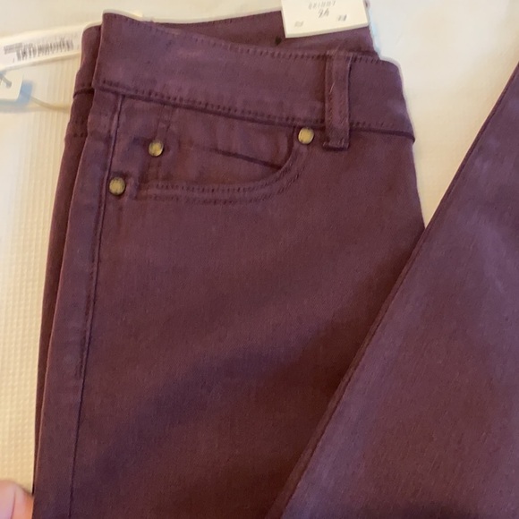 Caslon Woman’s Skinny Burgundy Raw Hem Size 24 - Picture 11 of 12